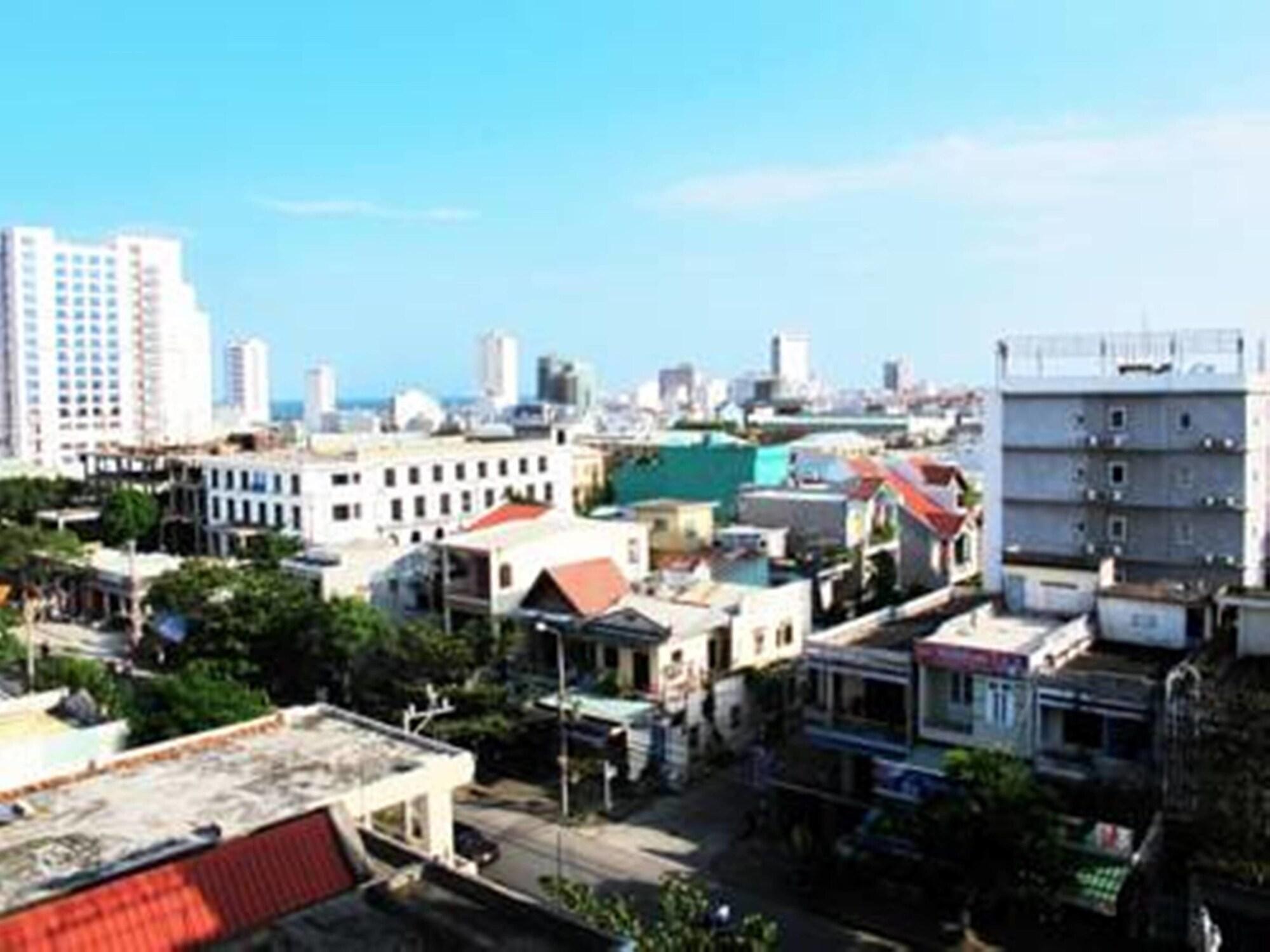 Nhat Linh & Hotel