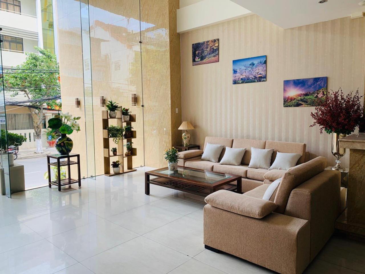 Hotel Nhat Linh & 3*