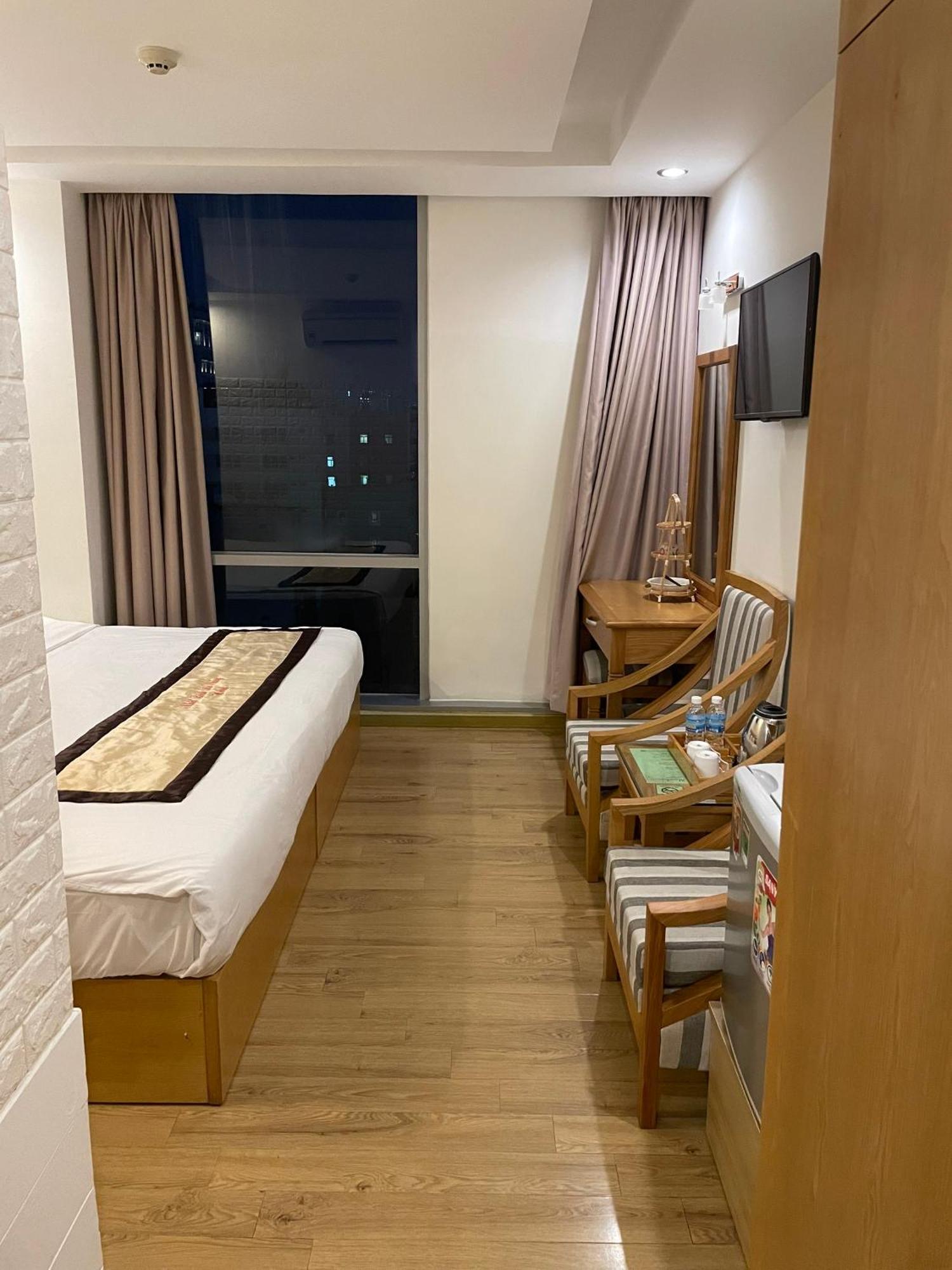 Nhat Linh & 3* Da Nang