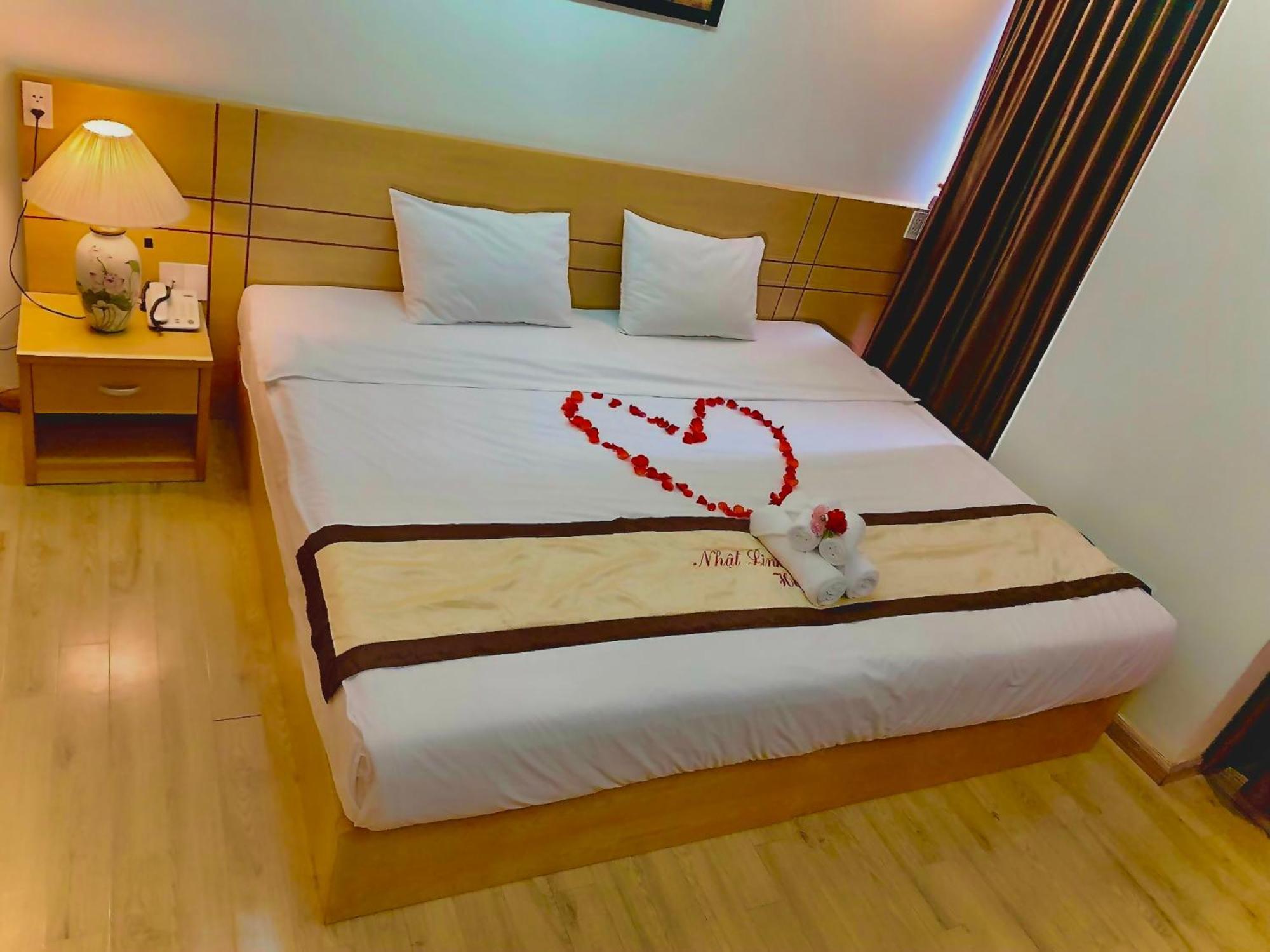 Nhat Linh & 3* Da Nang