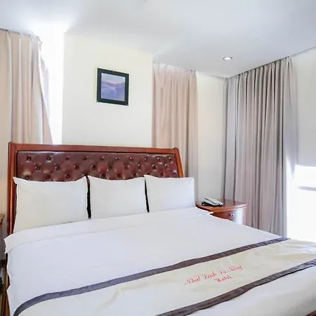Nhat Linh Hotel & Suites Danang Exterior photo