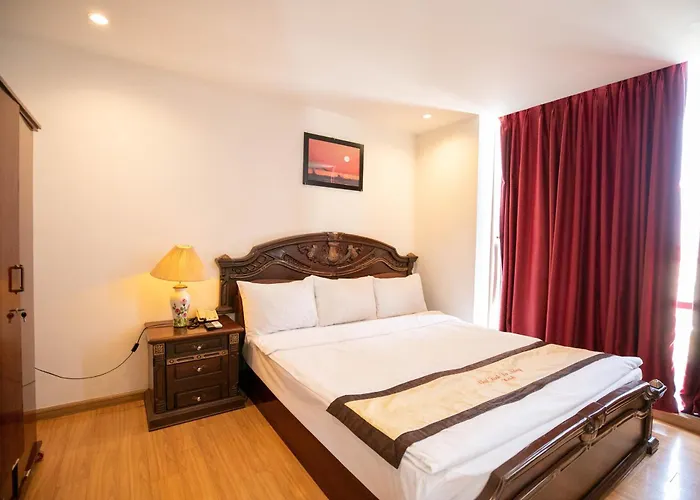 Nhat Linh Hotel & Suites Da Nang