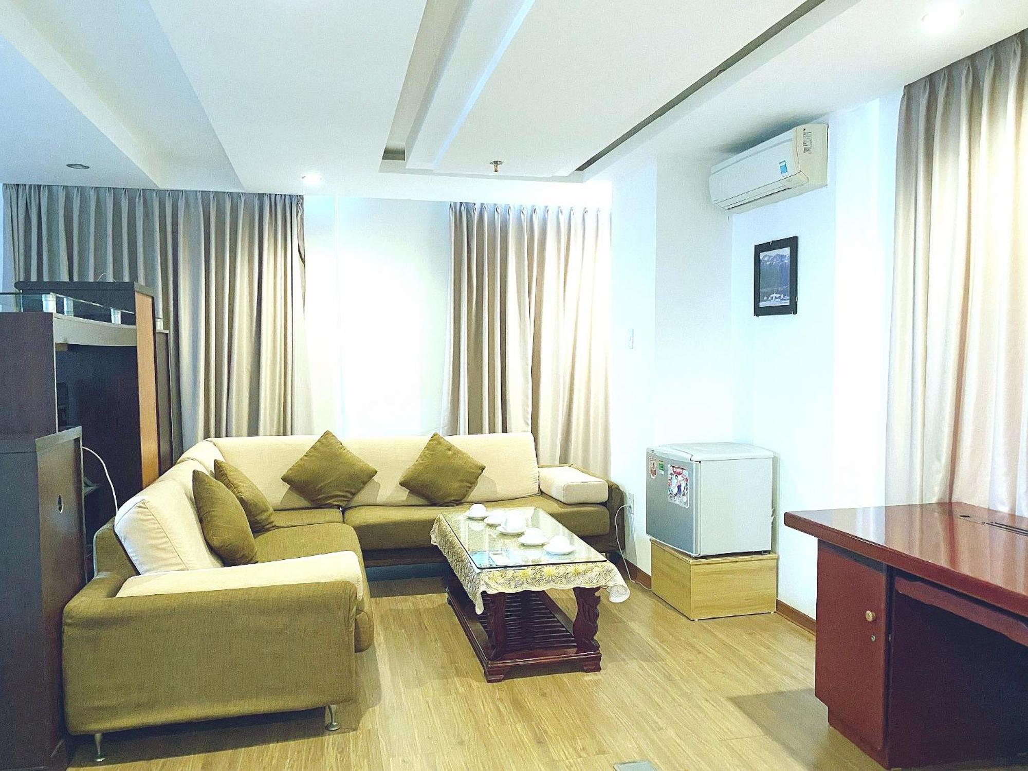 Hotel Nhat Linh & 3*