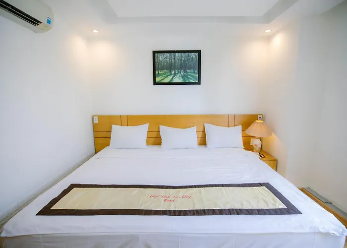 Nhat Linh Da Nang Hotel