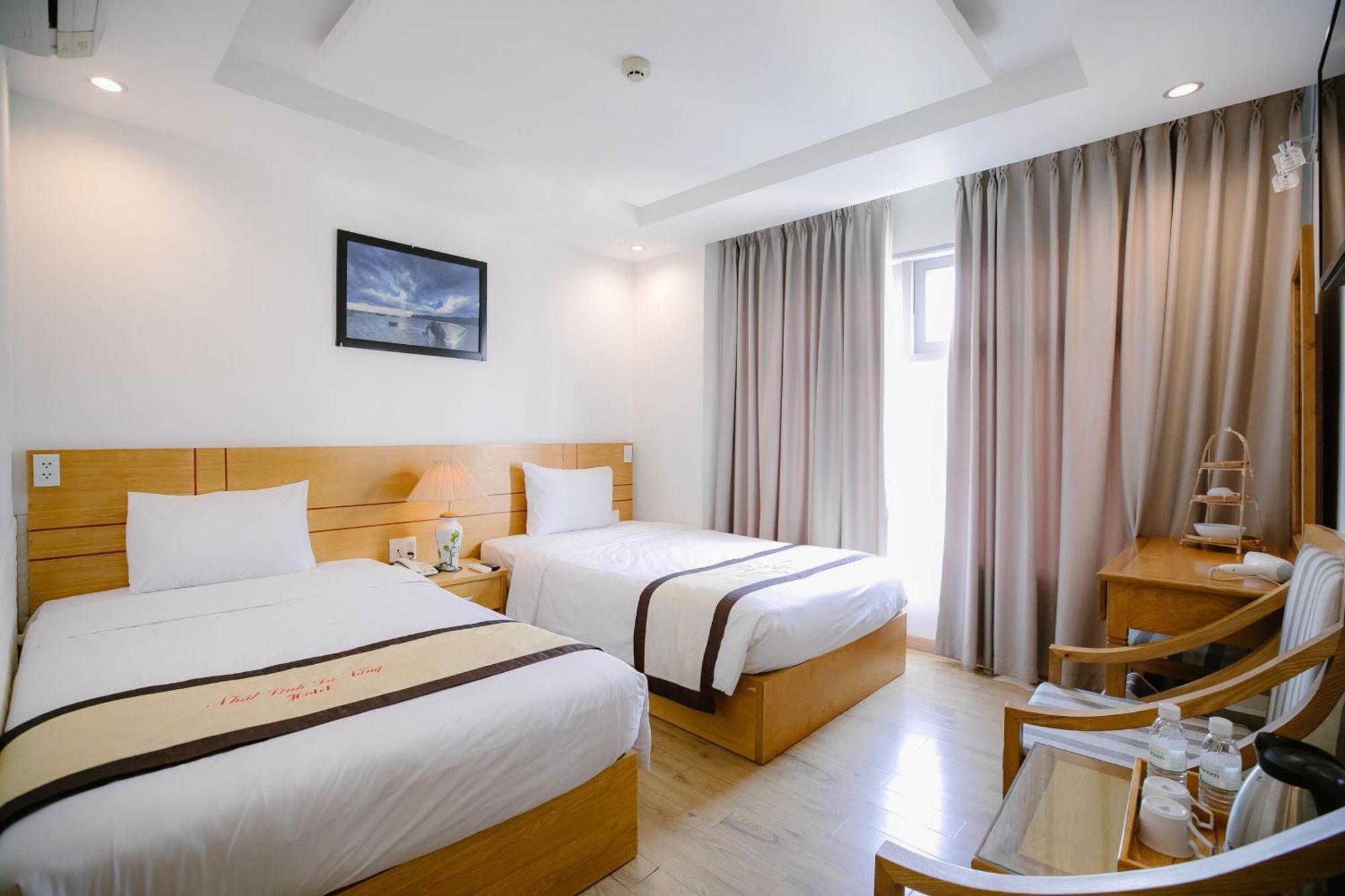 Hotel Nhat Linh & Đà Nẵng